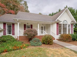 923 Phyllis St, Church Hill, TN 37642