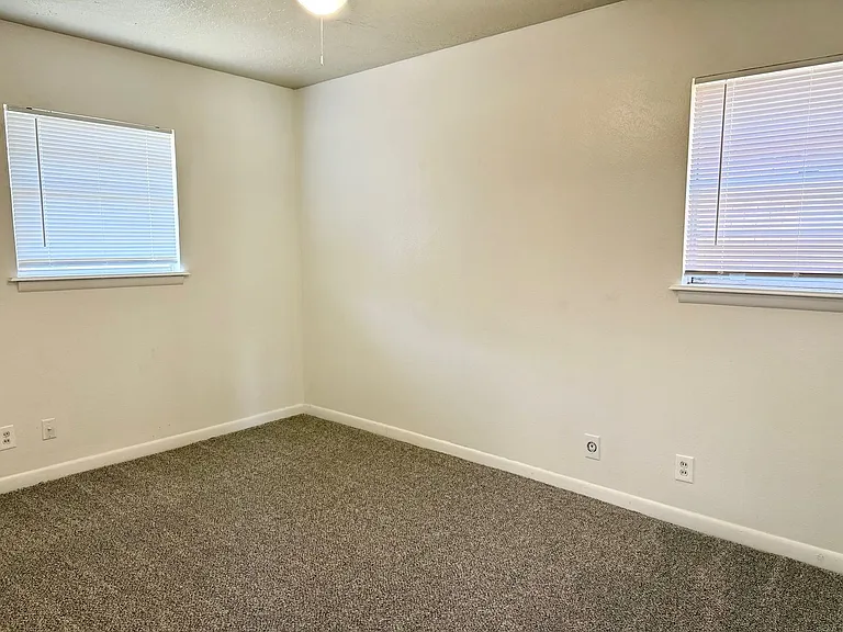 500 Stinson St #54 — Photo 8