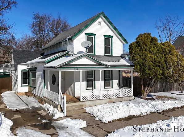 239 Powell St SE, Grand Rapids, MI 49507