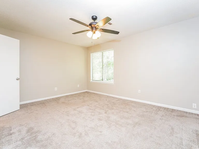 1115 Forest Path — Photo 10