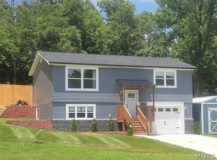 902 Forest Ave, Valley Park, MO 63088