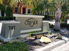 1717 Borrego Way, West Palm Beach, FL