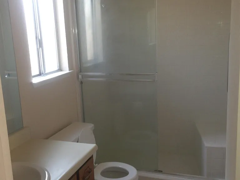 825 W Union Ave — Photo 11