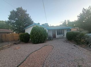 217 Bethel Dr SE, Albuquerque, NM 87102