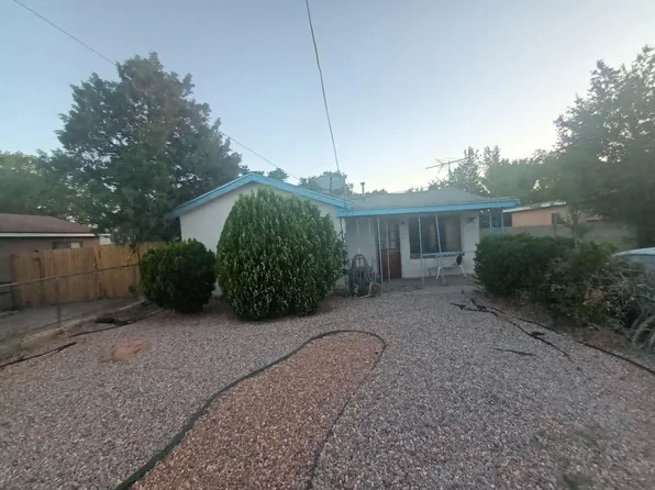 217 Bethel Dr SE, Albuquerque, NM 87102