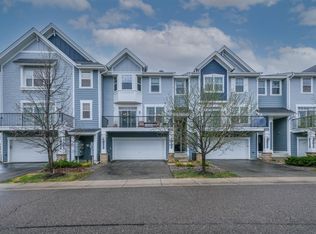 15606 Eagles Nest Way, Apple Valley, MN 55124
