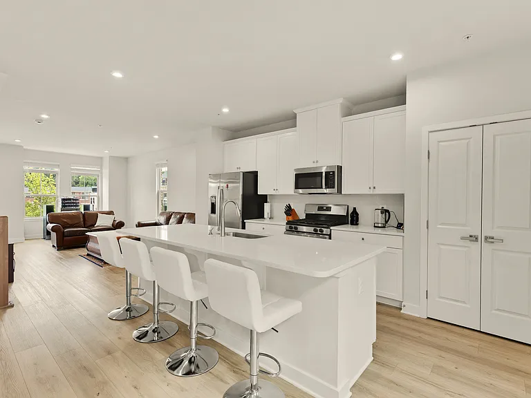 2809 Battersea Lake Loop — Photo 10