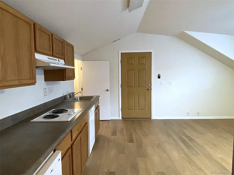 2119 Falkirk Dr #B — Photo 14