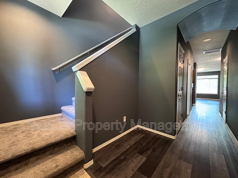 948 SE Elina Ave — Photo 15