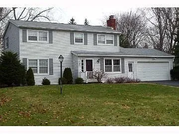 76 Clearview Dr photo 1
