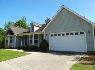 142 Stillwater Dr, Ringgold, GA 30736