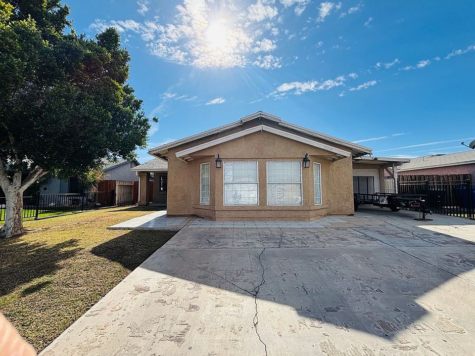1st image of 289 Tangerine Dr
