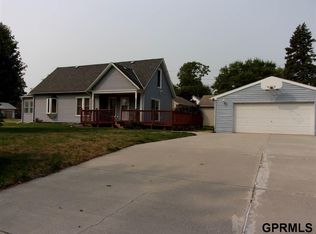 904 N St, Tekamah, NE 68061