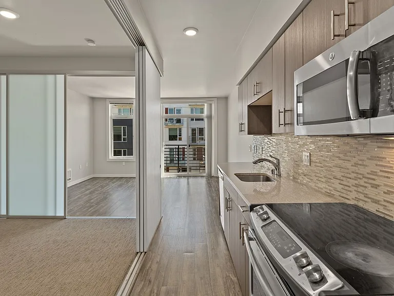 Evolve Apartments — Photo 38