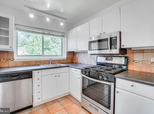 10631 Weymouth St #W204, Bethesda, MD 20814
