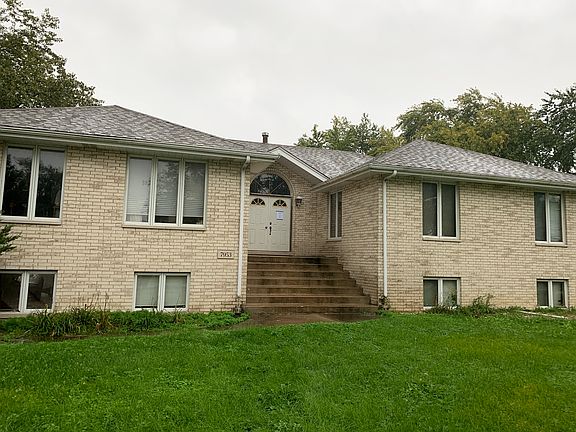 5th image of 7953 Latrobe Ave