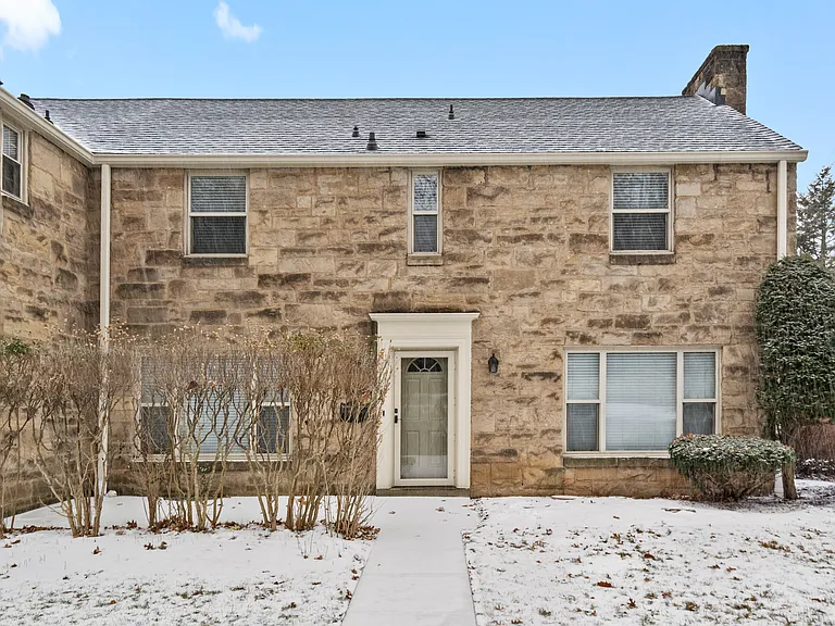 1255 Cochran Rd — Photo 18