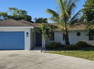 2702 SE Walton Rd, Port Saint Lucie, FL 34952