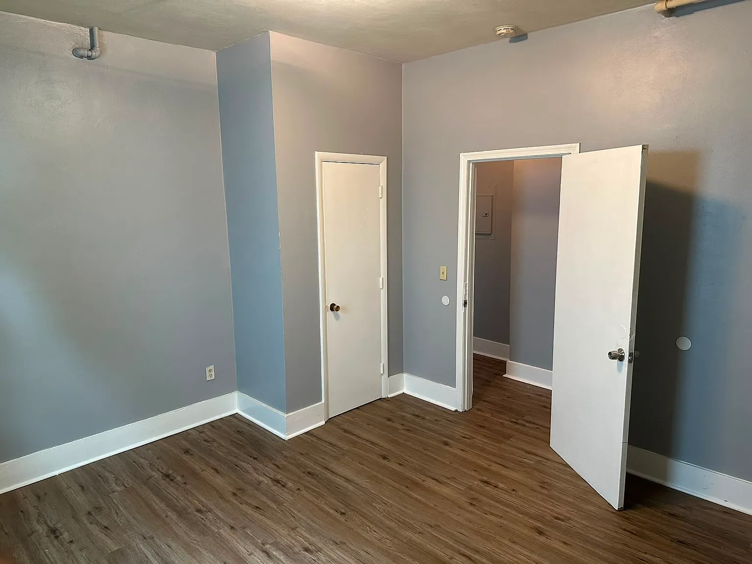 2 bed, 1200 sqft, $995 — Photo 4