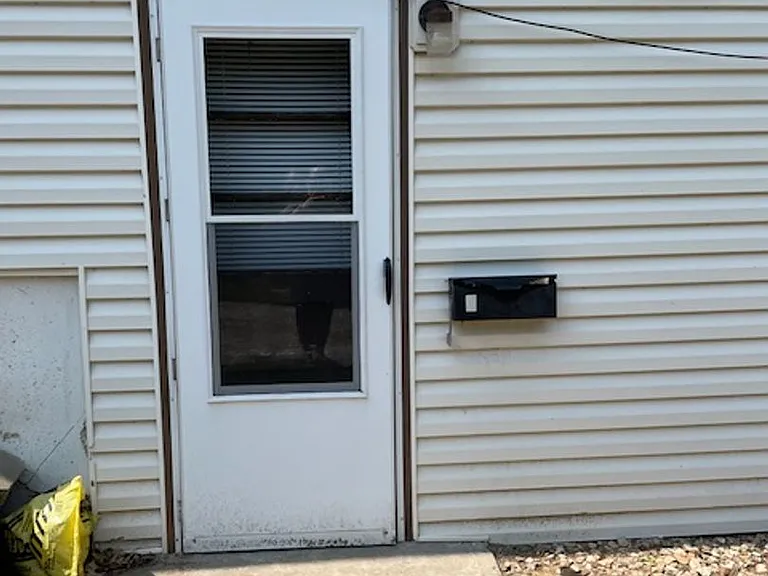 1700 Caniff Cir — Photo 3
