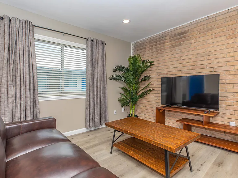 The Citadel at Med Center Houston Apartments — Photo 16