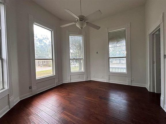 5th image of 302 N Fm 1660