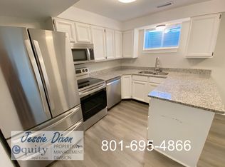 792 W Shepard Ln UNIT 2, Farmington, UT 84025