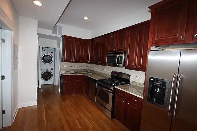 4030 S Cottage Grove Ave — Photo 2