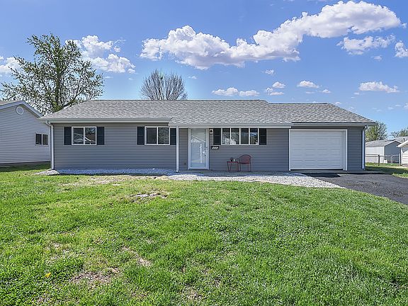 2nd image of 406 Prince Charles Dr