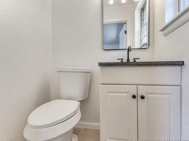 7420 E 30th Pl — Photo 9