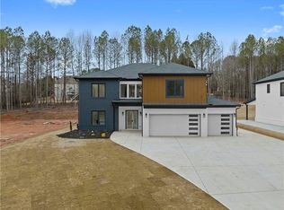 764 Riverside Rd, Sugar Hill, GA 30518