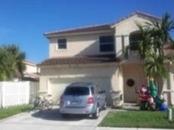 893 NW 131st Ave, Pembroke Pines, FL 33028