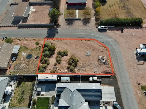 3010 Hannig St, Moapa Valley, NV 89021