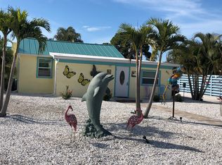 601 Shore Rd, Nokomis, FL 34275