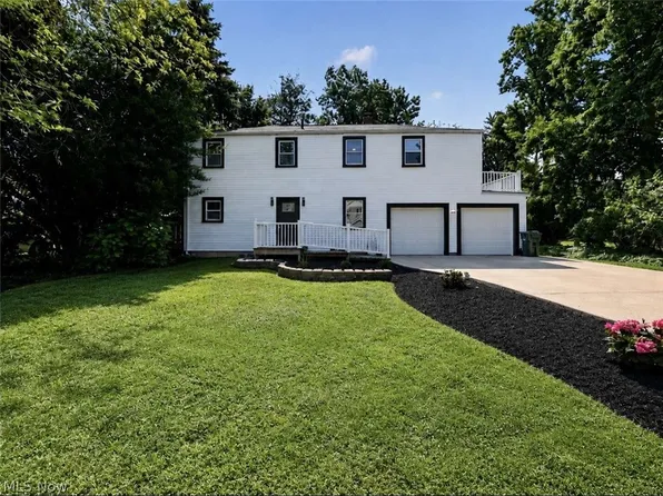 4 Owaissa Rd, Timberlake, OH 44095