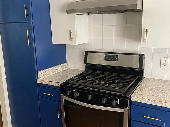 4th image of 9807 Parkfield Dr