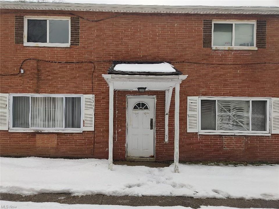 1st image of 23984 Banbury Cir #E7
