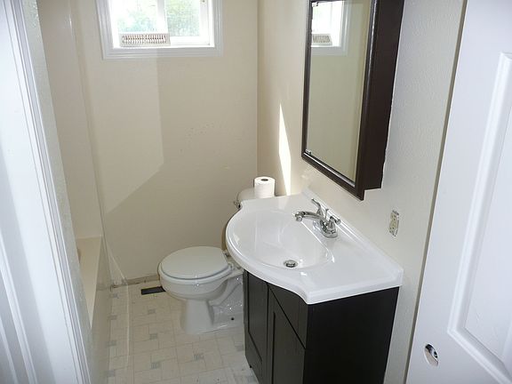 5th image of 1125 Tower St