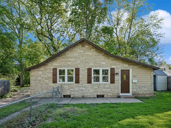 3927 11th St, Des Moines, IA 50313