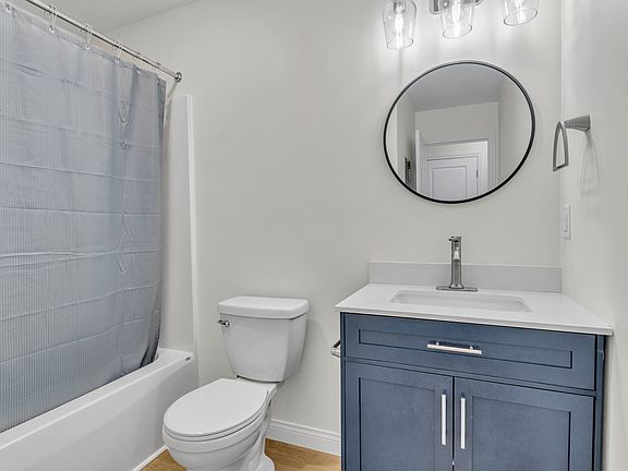 5th image of 3119 Washington Ave #1
