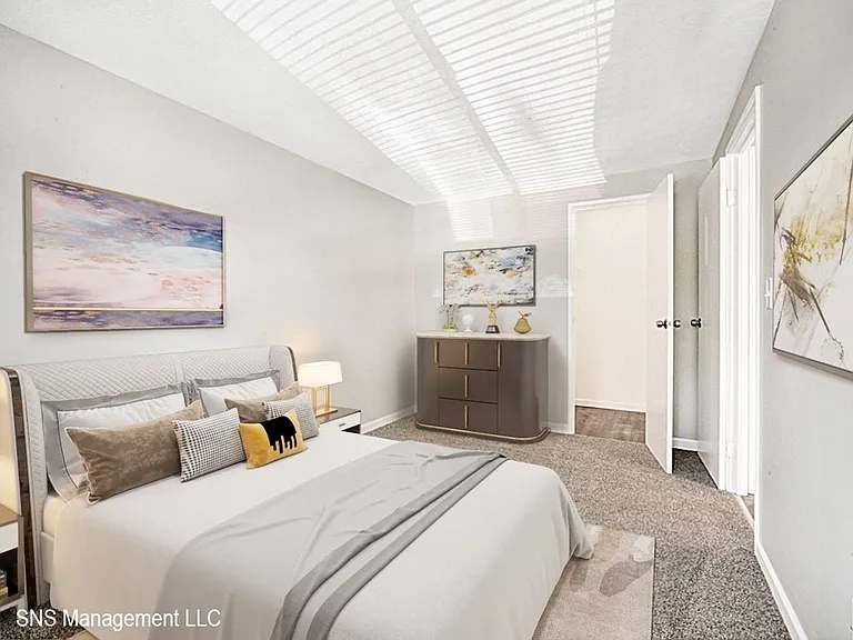 Autumn Hills Apartments — Photo 25