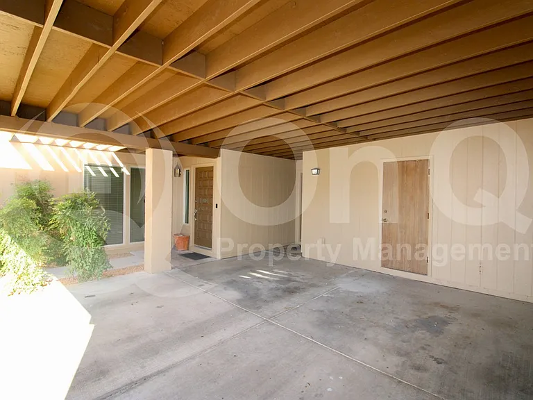 1931 N Camino Alicante — Photo 21