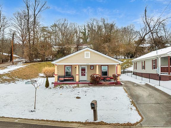 2nd image of 4138 Mission Bell Ln