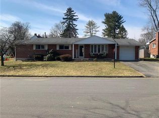 1580 Oak Dr, Macungie, PA 18062