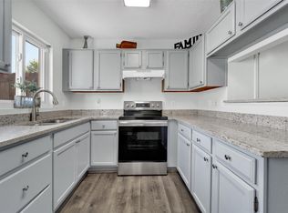 641 Carriagehouse Ln APT 7, Garland, TX 75040