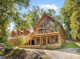 1550 Stone Chapel Rd, New Windsor, MD 21776