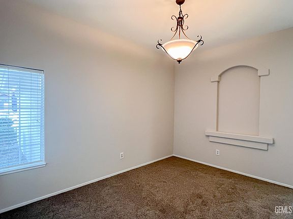 4th image of 8713 Fox Creek Ct