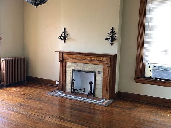 3rd image of 2229 Park Ave #21-22