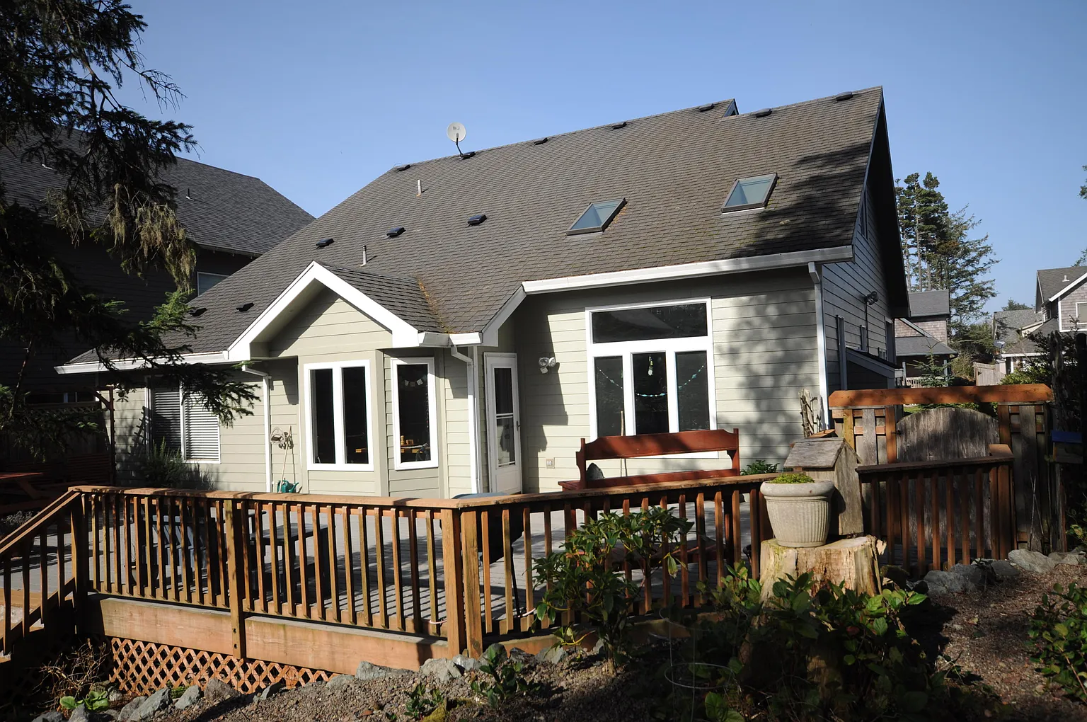 7855 Pine Beach Loop photo 1
