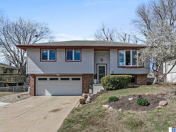 2nd image of 5710 Dogwood Dr